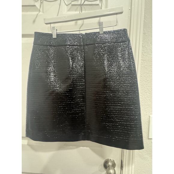 Akris Punto Crocodile Embossed FauxPatent Leather Black Pencil Skirt Size 10 - Picture 3 of 10